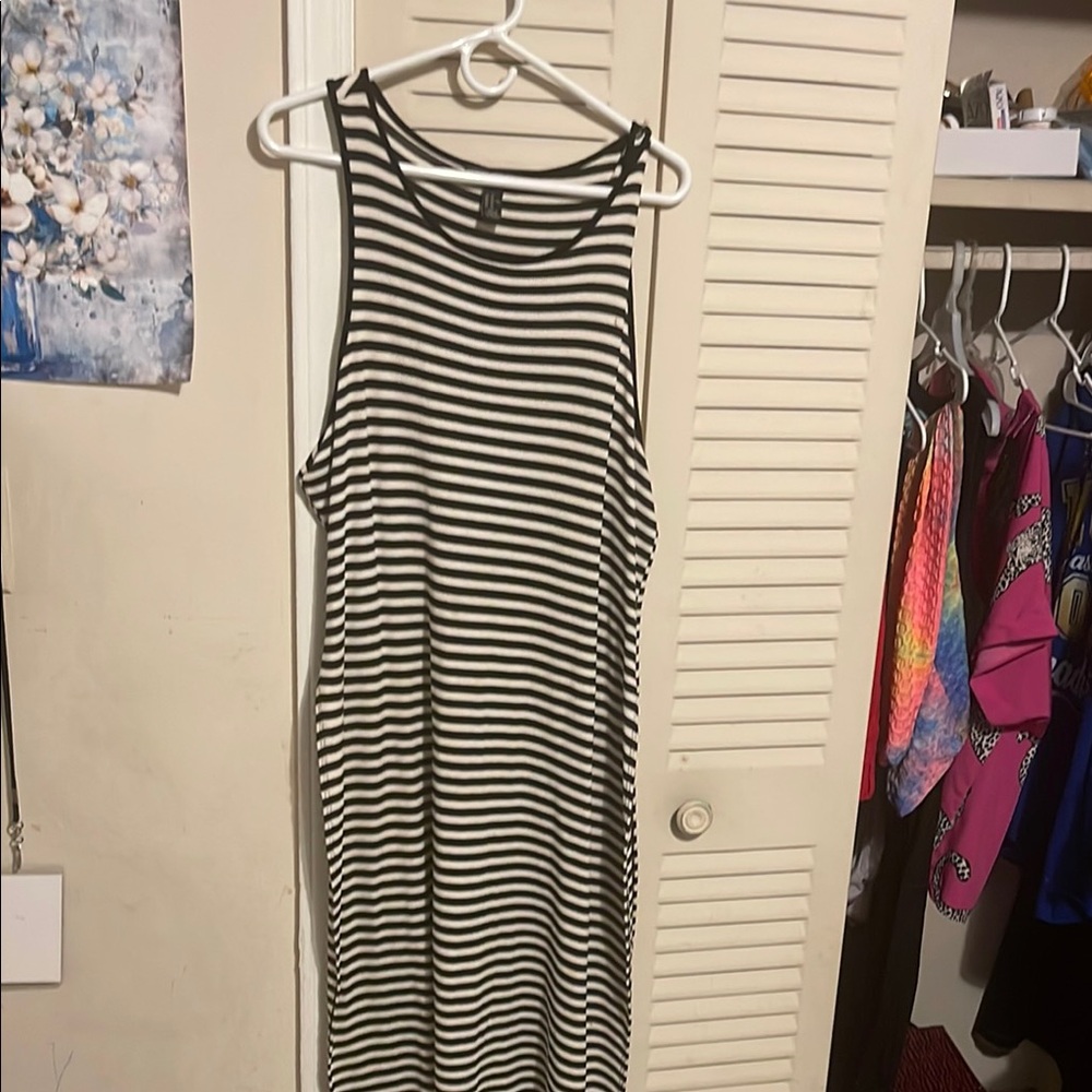 Forever 21 Black and White Striped Dress